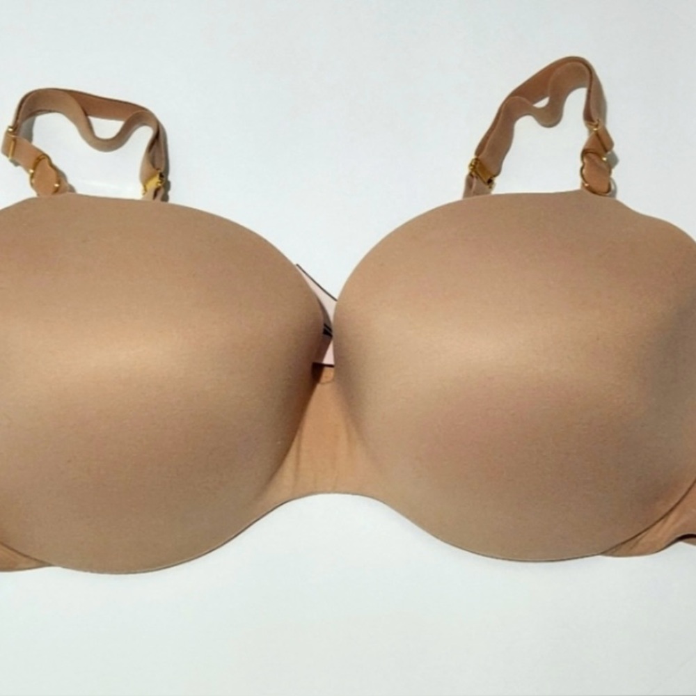 Victoria Secret 38DDD incredible bra